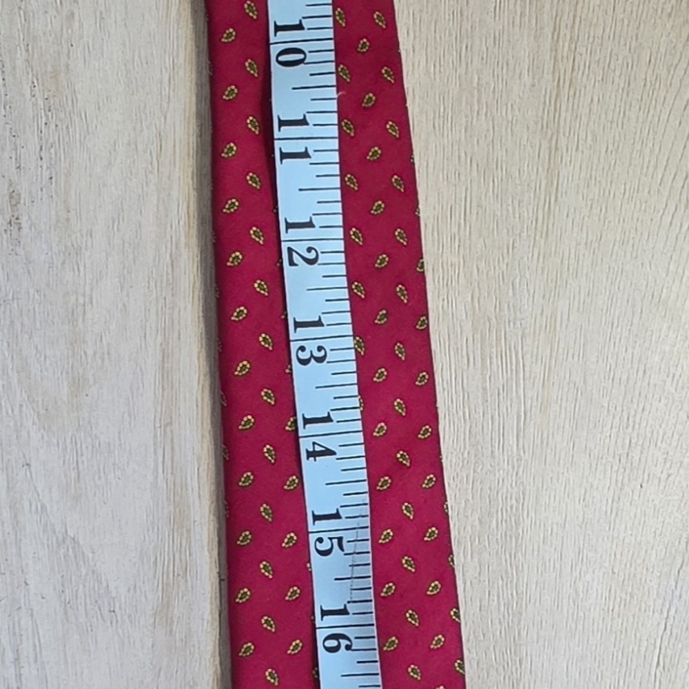 Brooks Brothers Red and Gold Men's Tie